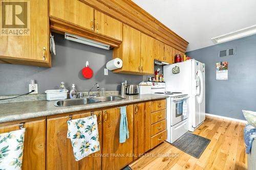 1511 Dufferin Street, Whitby (Port Whitby), ON - Indoor Photo Showing Kitchen With Double Sink