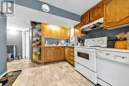 1511 Dufferin Street, Whitby (Port Whitby), ON - Indoor Photo Showing Kitchen