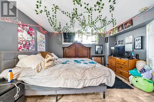 1511 Dufferin Street, Whitby (Port Whitby), ON - Indoor Photo Showing Bedroom