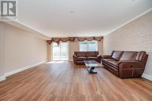 3 Renoak Drive, Toronto (Westminster-Branson), ON - Indoor