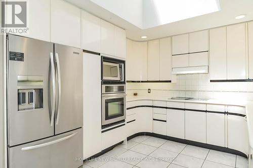 3 Renoak Drive, Toronto (Westminster-Branson), ON - Indoor Photo Showing Kitchen