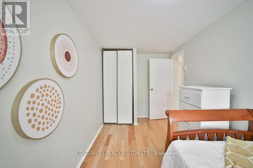 40 Thorny Vineway, Toronto (Bayview Village), ON - Indoor Photo Showing Bedroom