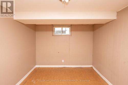 35 Fairview Street, Sault Ste Marie, ON - Indoor Photo Showing Other Room