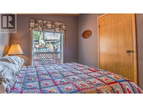 4460 73 Avenue Ne, Salmon Arm, BC - Indoor Photo Showing Bedroom