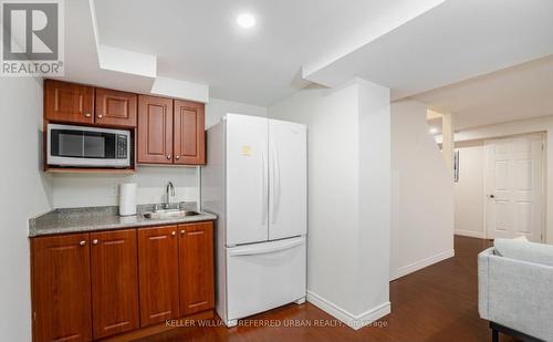 4 Hawkweed Manor, Markham (Box Grove), ON - Indoor Photo Showing Kitchen