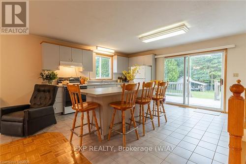 27 Bell Drive, Northern Bruce Peninsula, ON - Indoor Photo Showing Dining Room