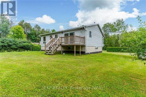 27 Bell Drive, Northern Bruce Peninsula, ON - Outdoor With Backyard With Exterior