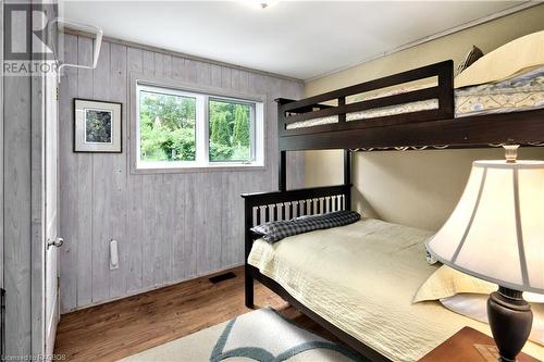 2 1St Ave, South Bruce Peninsula, ON - Indoor Photo Showing Bedroom