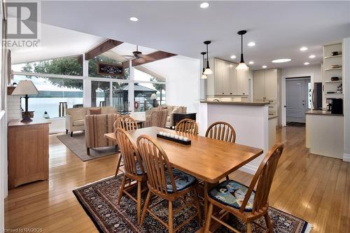 2 1St Ave, South Bruce Peninsula, ON - Indoor Photo Showing Dining Room