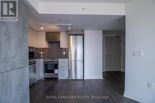 1108 - 30 Gibbs Road, Toronto (Islington-City Centre West), ON - Indoor Photo Showing Kitchen