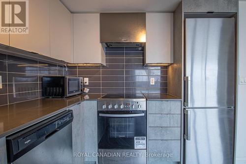 1108 - 30 Gibbs Road, Toronto (Islington-City Centre West), ON - Indoor Photo Showing Kitchen