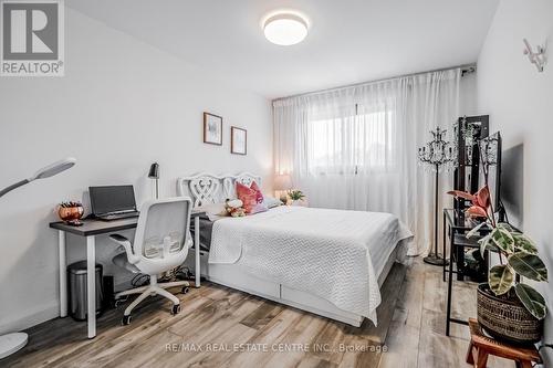 #Upper - 2454 Cobbinshaw Circle, Mississauga (Meadowvale), ON - Indoor Photo Showing Bedroom