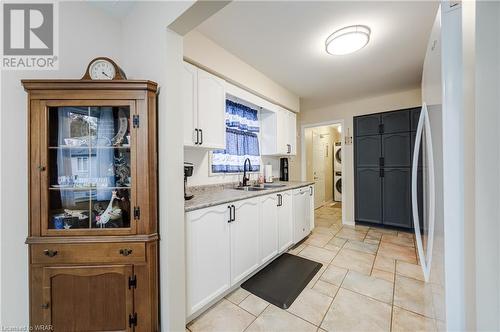 82 Wilson Avenue, Tillsonburg, ON - Indoor Photo Showing Kitchen With Double Sink