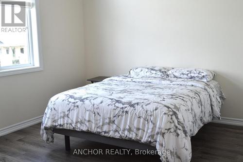 2261 Buroak Drive, London, ON - Indoor Photo Showing Bedroom