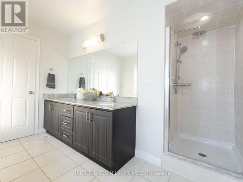 84 Lagani Avenue, Richmond Hill (Doncrest), ON - Indoor Photo Showing Bathroom