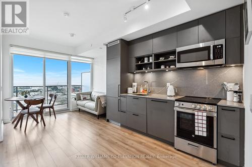 1312 - 135 East Liberty Street, Toronto, ON - Indoor Photo Showing Kitchen With Upgraded Kitchen