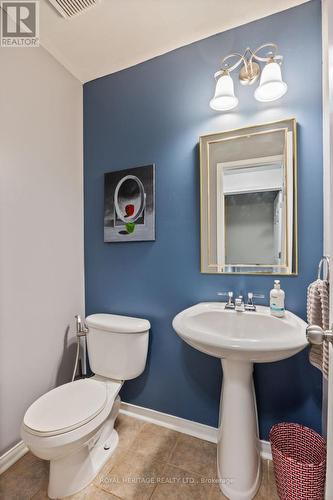 1728 Woodgate Trail, Oshawa (Samac), ON - Indoor Photo Showing Bathroom