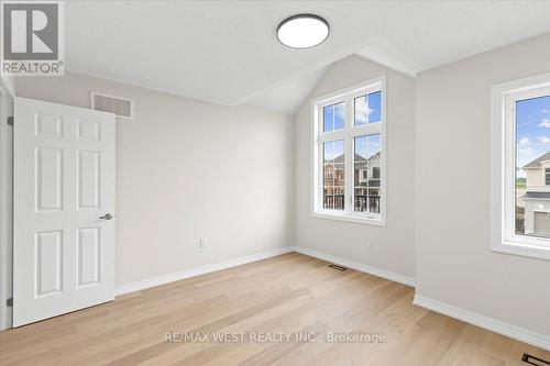 23 Ed Ewert Avenue, Clarington, ON - Indoor Photo Showing Other Room