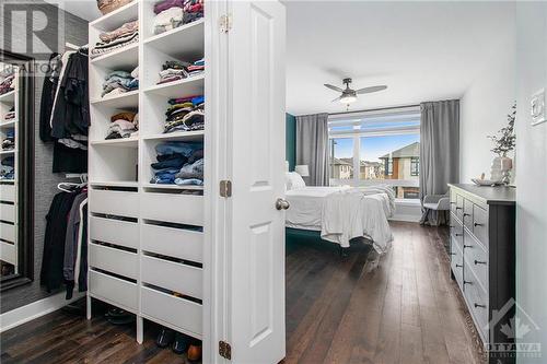 Walk-in closet Primary Bedroom - 773 Wooler Place, Ottawa, ON - Indoor