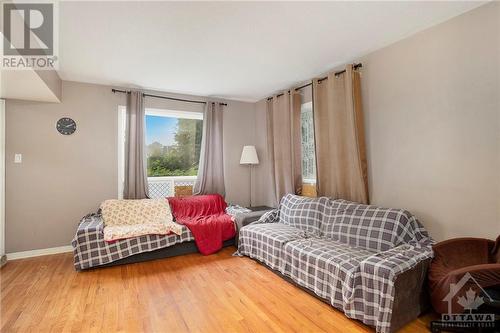 2918 Millstream Way, Ottawa, ON - Indoor Photo Showing Bedroom