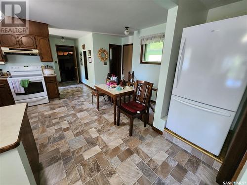 Holinaty Acreage, Porcupine Rm No. 395, SK - Indoor Photo Showing Kitchen