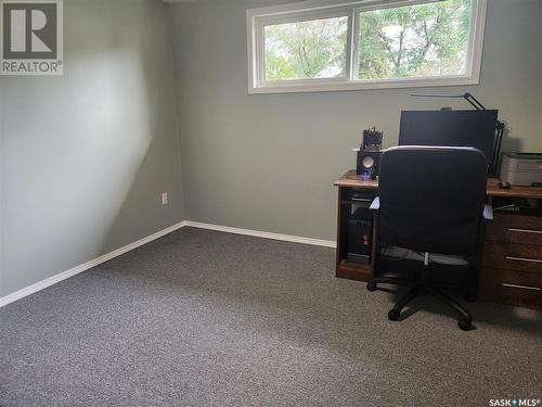 607 97Th Avenue, Tisdale, SK - Indoor Photo Showing Office