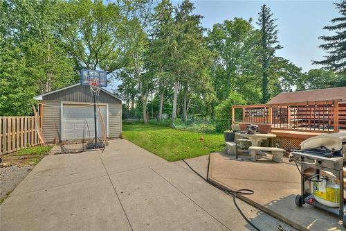 6073 Dixon Street, Niagara Falls, ON - Outdoor