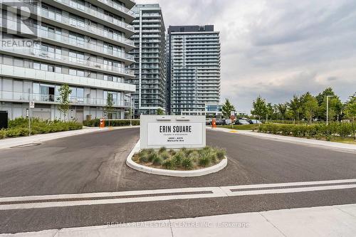 209 - 4675 Metcalfe Avenue, Mississauga (Central Erin Mills), ON - Outdoor With Facade