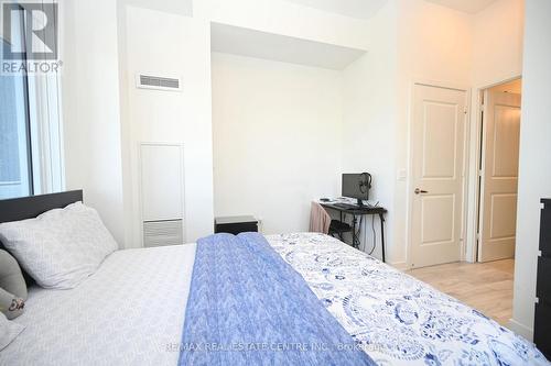 209 - 4675 Metcalfe Avenue, Mississauga (Central Erin Mills), ON - Indoor Photo Showing Bedroom