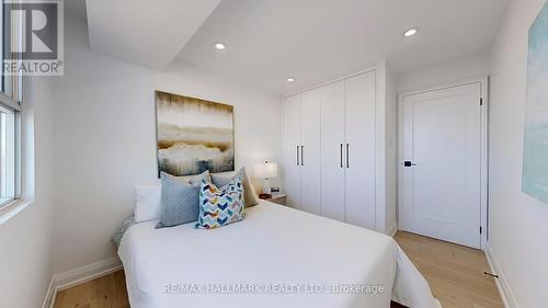 1811 - 3077 Weston Road, Toronto (Humberlea-Pelmo Park), ON - Indoor Photo Showing Bedroom