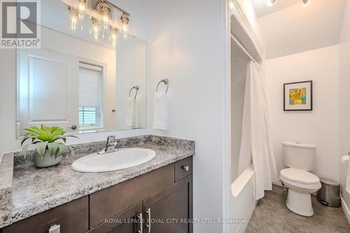 22B - 146 Downey Road, Guelph (Kortright Hills), ON - Indoor Photo Showing Bathroom