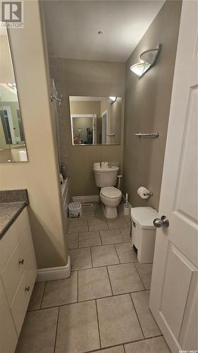 1510 Lorne Avenue, Saskatoon, SK - Indoor Photo Showing Bathroom