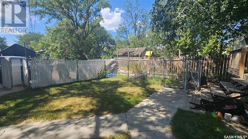 1510 Lorne Avenue, Saskatoon, SK - Outdoor