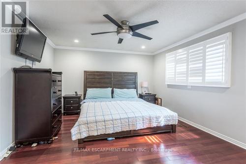 24 Spartan Avenue, Hamilton (Stoney Creek Industrial), ON - Indoor Photo Showing Bedroom