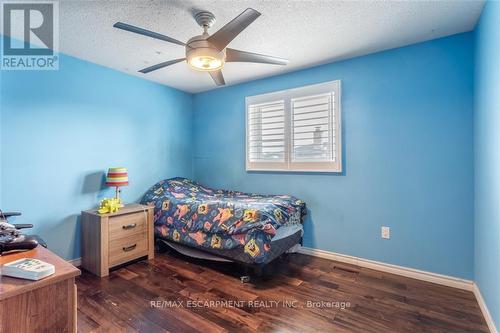 24 Spartan Avenue, Hamilton (Stoney Creek Industrial), ON - Indoor Photo Showing Bedroom