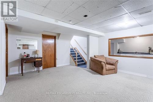 24 Spartan Avenue, Hamilton (Stoney Creek Industrial), ON - Indoor Photo Showing Other Room