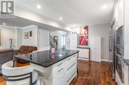 24 Spartan Avenue, Hamilton (Stoney Creek Industrial), ON - Indoor Photo Showing Kitchen