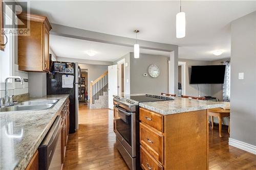 116 Norwood Avenue, Moncton, NB - Indoor Photo Showing Kitchen With Double Sink