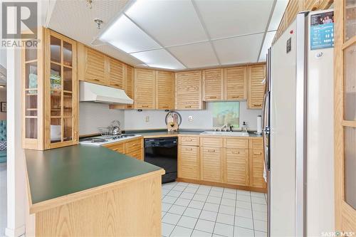 2460 424 Spadina Crescent E, Saskatoon, SK - Indoor Photo Showing Kitchen