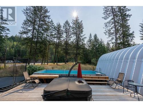 2111 Dunn Road, Christina Lake, BC - Outdoor With Deck Patio Veranda