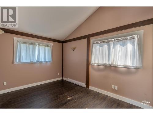 2111 Dunn Road, Christina Lake, BC - Indoor Photo Showing Other Room