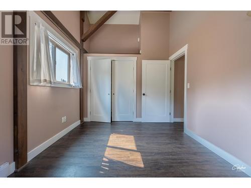 2111 Dunn Road, Christina Lake, BC - Indoor Photo Showing Other Room