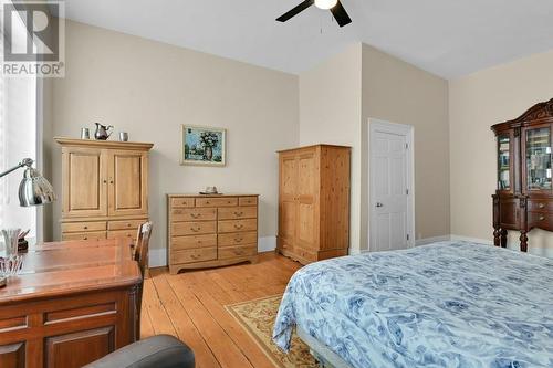 30 Apple Street, Brockville, ON - Indoor Photo Showing Bedroom