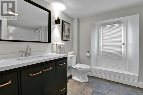 30 Apple Street, Brockville, ON - Indoor Photo Showing Bathroom