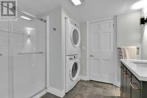 30 Apple Street, Brockville, ON - Indoor Photo Showing Laundry Room