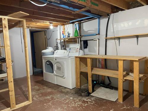 59 Second Avenue, Swan River, MB - Indoor Photo Showing Laundry Room