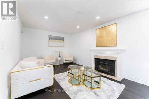 452 Alex Doner Drive, Newmarket (Glenway Estates), ON - Indoor Photo Showing Living Room With Fireplace