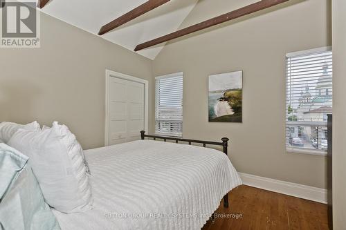 34 Fairfield Avenue, Toronto (Long Branch), ON - Indoor Photo Showing Bedroom