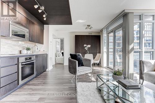 1206 - 15 Iceboat Terrace, Toronto, ON - Indoor