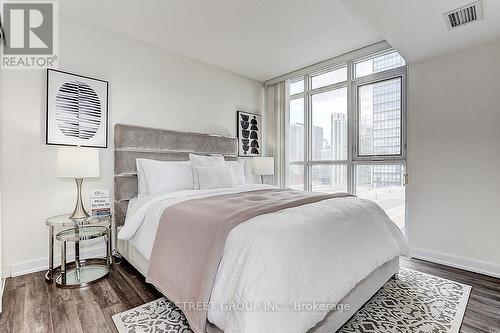 1206 - 15 Iceboat Terrace, Toronto, ON - Indoor Photo Showing Bedroom